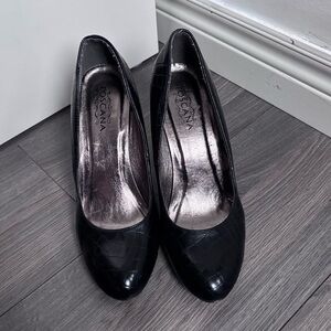 Toscana Black Croc-Embossed Heels 4” Heel